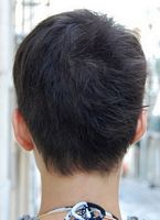 fryzury krótkie - uczesanie damskie z włosów krótkich zdjęcie numer 60B